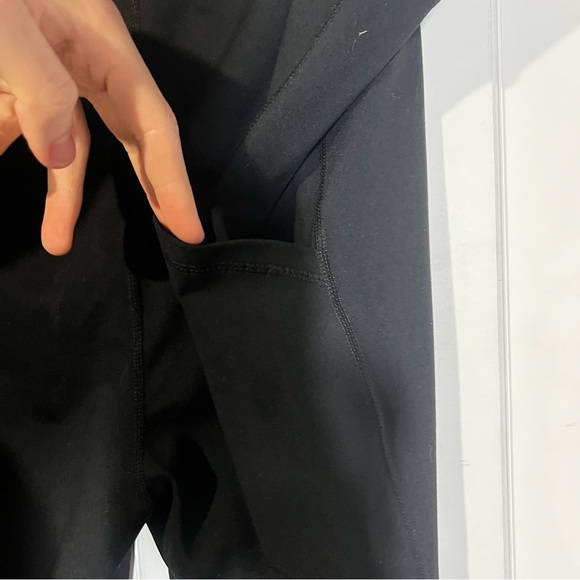 Torrid Leggings High Rise Full-Length Pocket Black Size 5X / 28 Active Workout - Picture 11 of 13